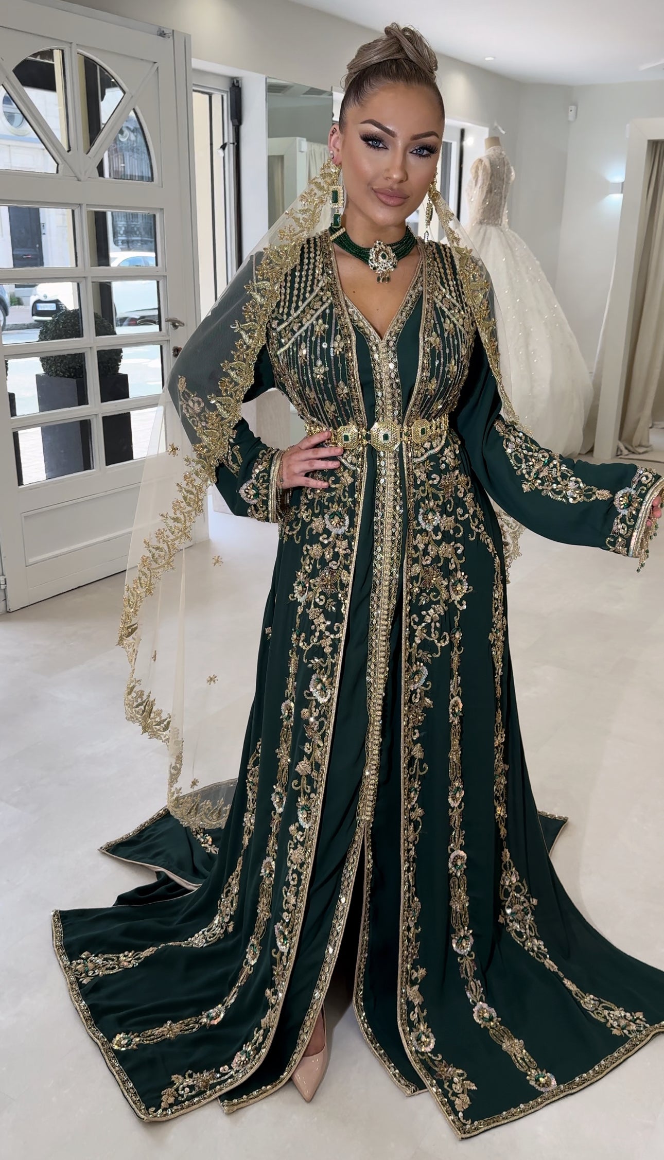 L'Émeraude – Ma petite robe rouge